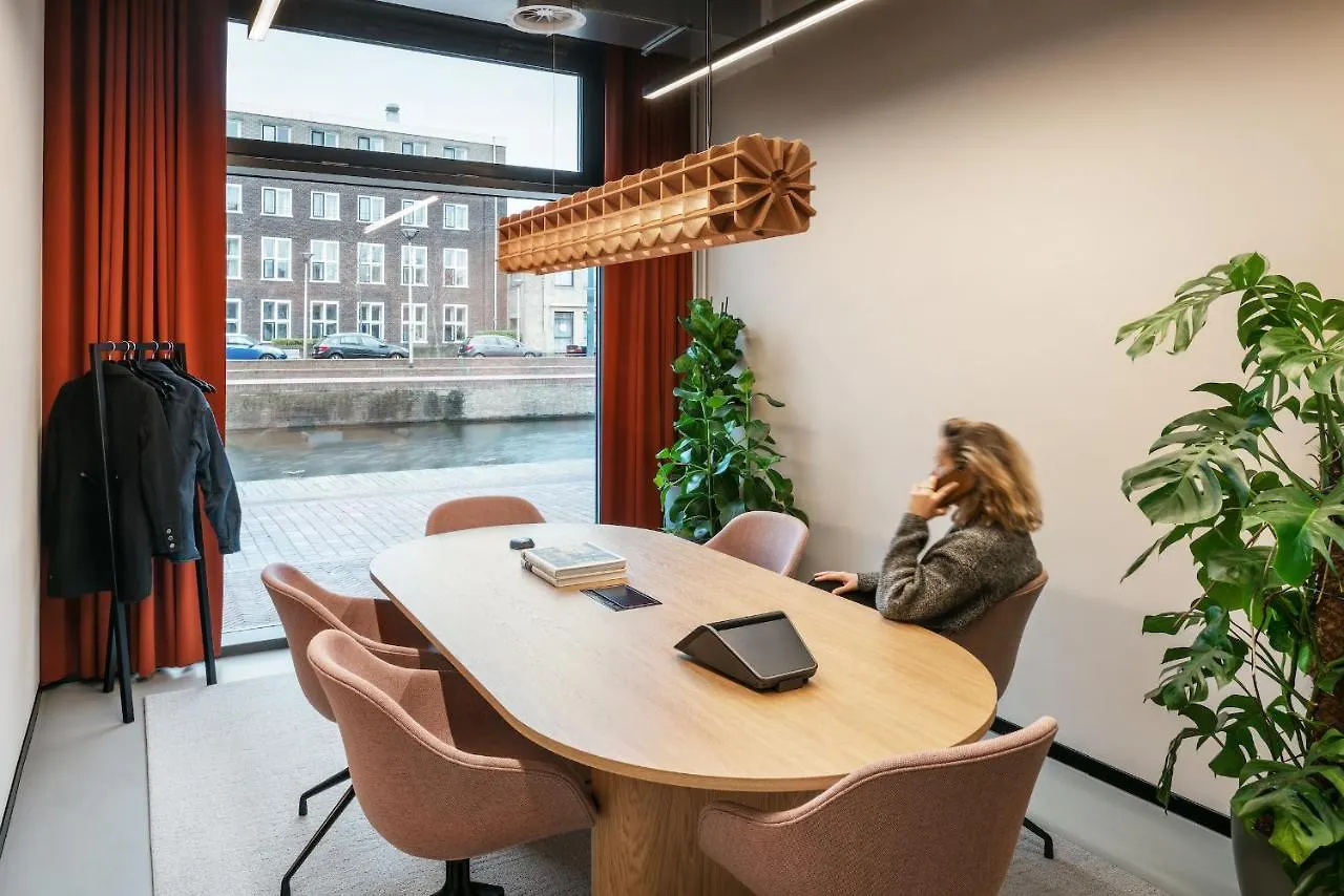 The Social Hub Delft Hotel